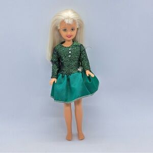 1991 Mattel Christmas STACIE Blonde Hair Blue Eyes 7" Barbie Doll w/Dress *READ*